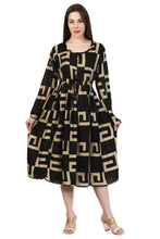 Load image into Gallery viewer, New Women Maze Print Long Sleeve Maxi Rayon Dress
